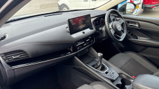 Nissan Qashqai 1.3 DiG-T MH N-Connecta 5dr Petrol Hatchback